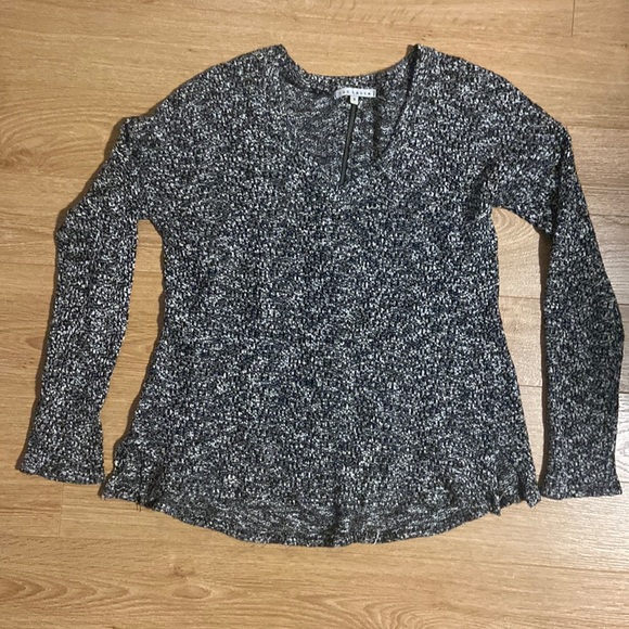 V neck sweater - Red Haute - Medium - Picture 1 of 6